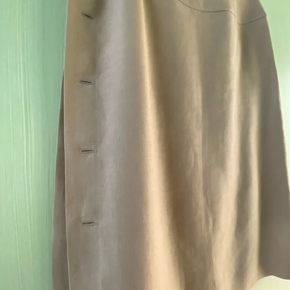 Chanel linen skirt - Picture 7 of 9